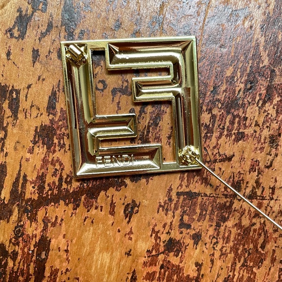 vintage Forever Fendi FF pin - Picture 2 of 5